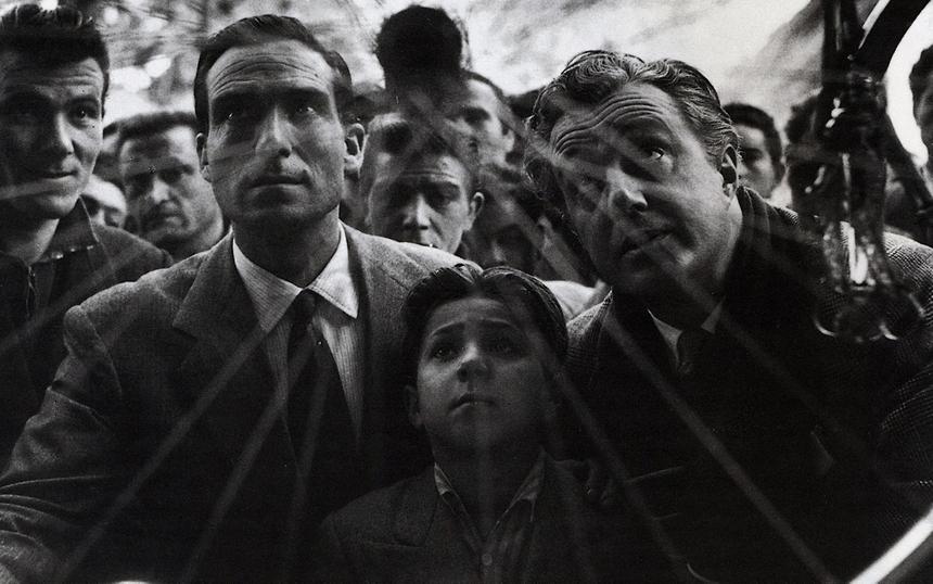 Кадр из фильма «Похитители велосипедов»