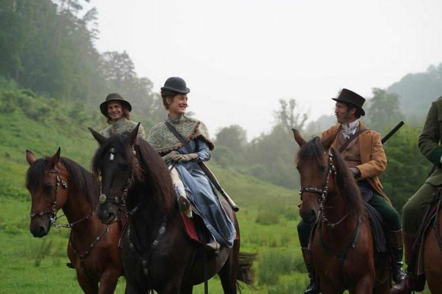 Историческая драма «Корсаж»