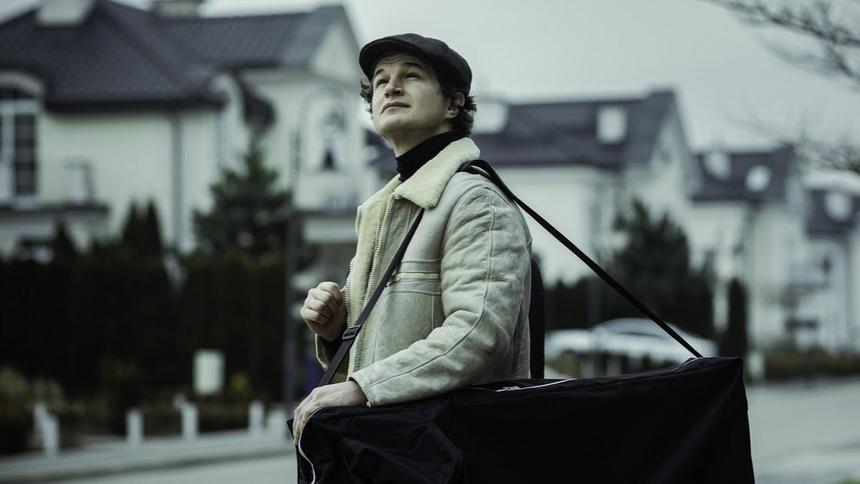 Кадр из фильма «Снега больше не будет»