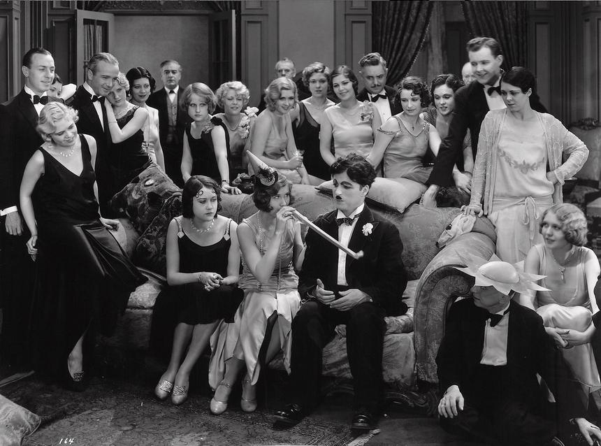 Кадр из фильма «Огни большого города»