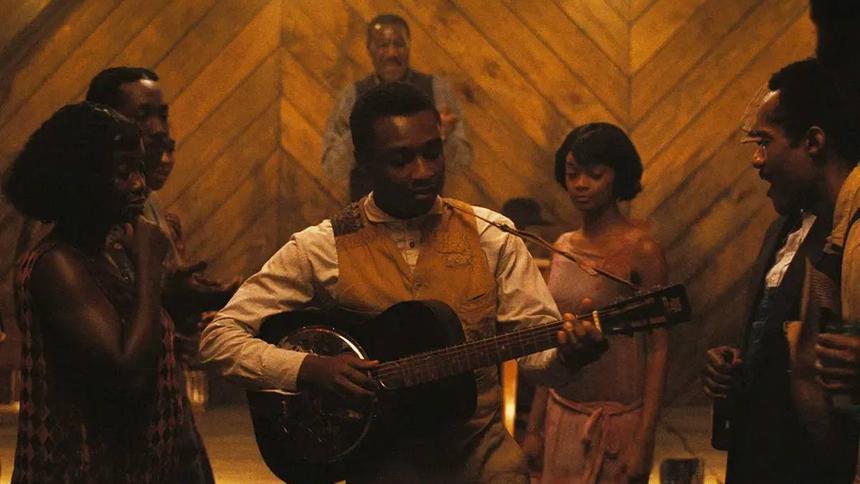 Майлз Кейтон в фильме «Грешники»