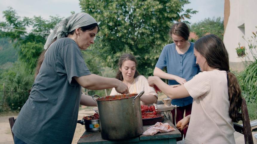 Кадр из фильма «Улей»