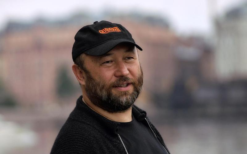 Тимур Бекмамбетов продал российское отделение своей киностудии «Базелевс»