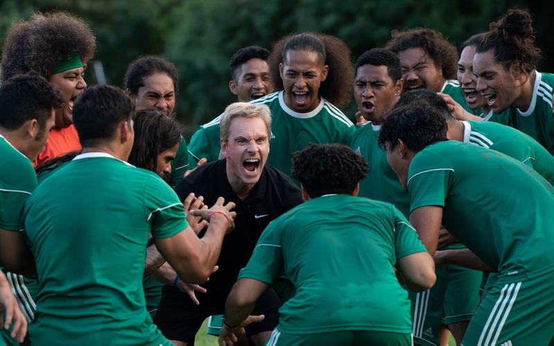 «Футбол — это жизнь»: Первые кадры из фильма Тайки Вайтити «Следующий гол — победный»