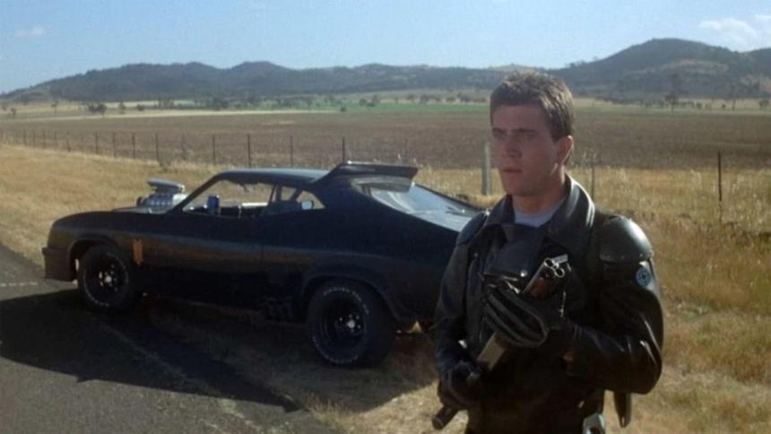 Кадр из фильма «Безумный Макс»