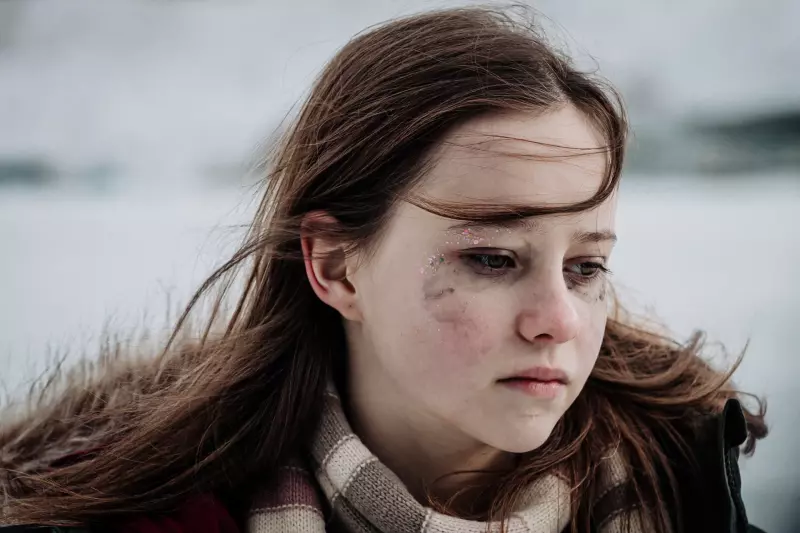 «Один маленький ночной секрет»: Будничное насилие