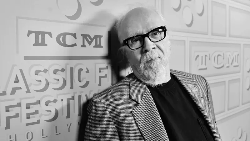 Карпентер дистанционно снял сериал в Праге