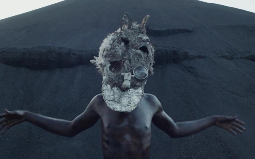 «Омен»: Прогресс против колдовства