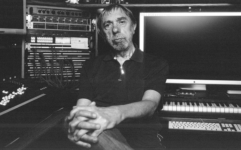 Умер композитор Эдуард Артемьев, автор музыки к фильмам Андрея Тарковского и Никиты Михалкова