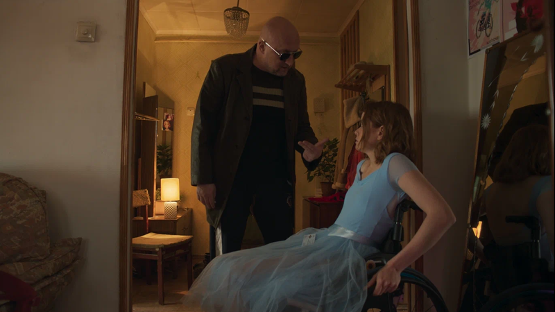 Okko и СберВместе запустили уникальный ресурс к выходу сериала «Встать на ноги»