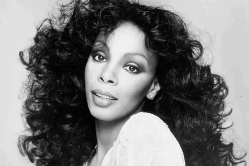 Трейлер «Люблю любить тебя, Донна Саммер» — документальный фильм о певице