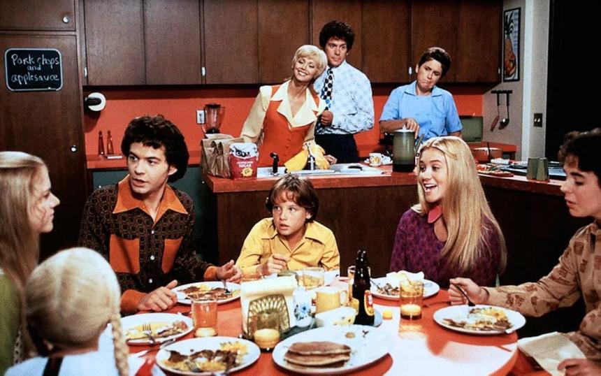 Кадр из сериала «Семейка Брэди»