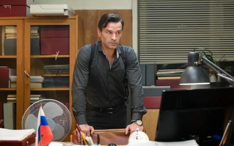 Виктор Добронравов исполнит главную роль в сериале «Инспектор Гаврилов»