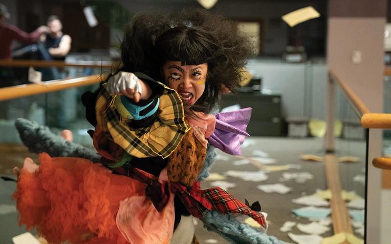 «Всё везде и сразу» и «Говорят женщины» взяли главные призы премии Гильдии сценаристов