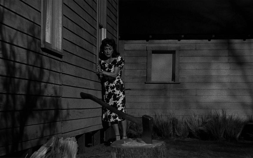 Кадр из фильма «Смирительная рубашка»