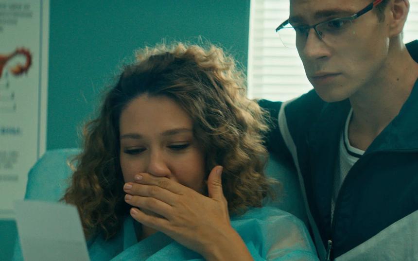 «Мы рожаем!» (2025): трейлер, кадры, сюжет, рецензия