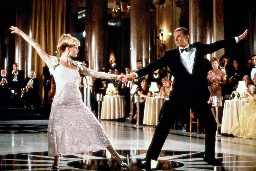 Кадр из фильма «Никогда не говори “никогда”»