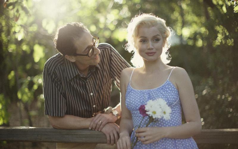 «Блондинка» с Аной де Армас взяла главный приз антипремии «Золотая малина»