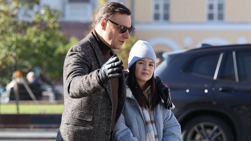 Трейлер «Жемчуга» с Евгением Цыгановым и Светланой Ходченковой: Дети, брак и поездка в Индию