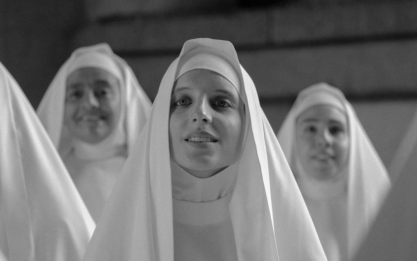 «Граф»: Жить или не жить вампиру Пиночету