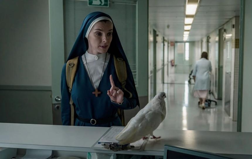 Бетти Гилпин в сериала «Миссис Дэвис»