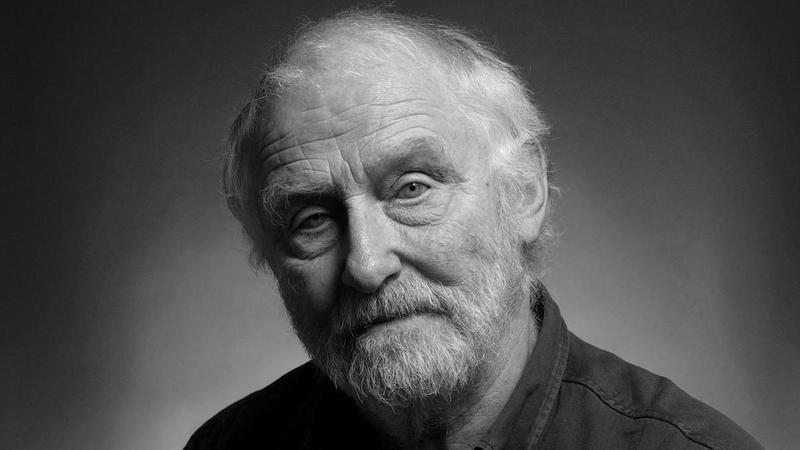 Умер режиссер «Убрать Картера» Майк Ходжес