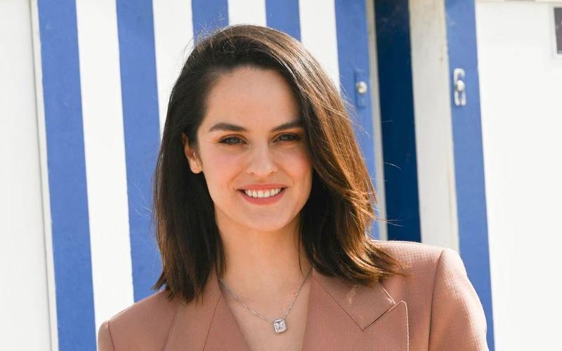 Ноэми Мерлан исполнит главную роль в фильме «Эммануэль» Одри Диван