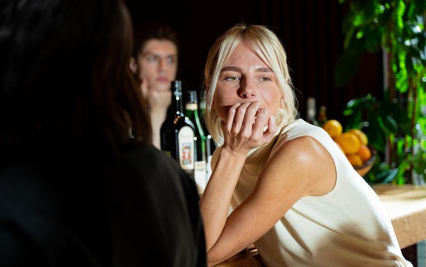 Рецензия на сериал «Чужие деньги»