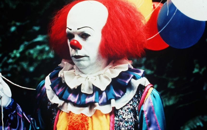 Кадр из сериала «Оно»