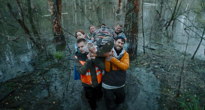 Невидимые герои: Волонтеры в фильмах и сериалах