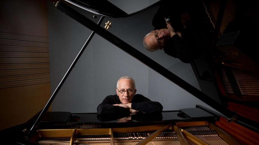 Джеймс Ньютон Ховард — номинант на «Оскар» за музыку к «Новостям со всех концов света»