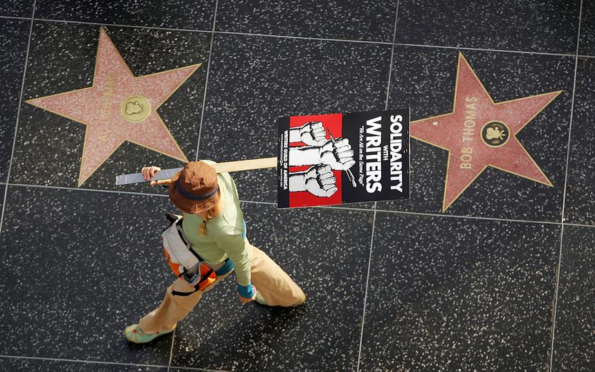 Чего добились американские сценаристы