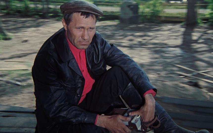 Кадр из фильма «Калина красная»