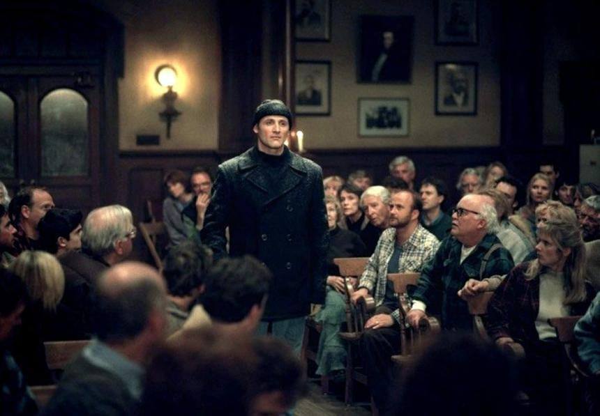 Кадр из сериала «Буря столетия»