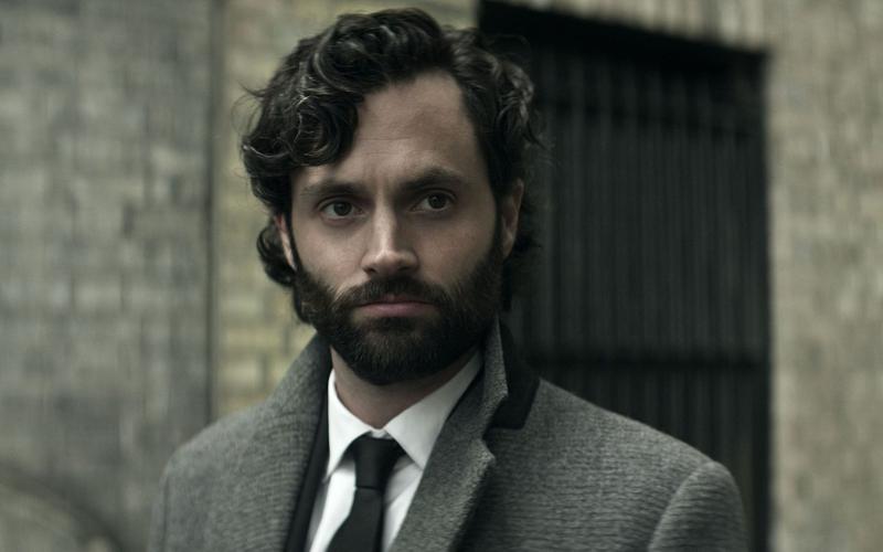 Netflix продлил сериал «Ты» на заключительный пятый сезон