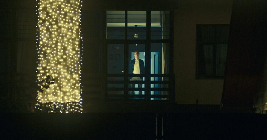 Кадр из сериала «Оффлайн». Кадр из сериала «Оффлайн».