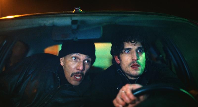 Трейлер «По правилам и без»: Луи Гаррель выслеживает маминого любовника