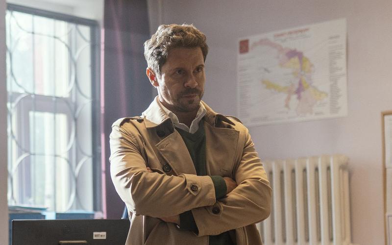 Тизер сериала «Сансара»: Павел Деревянко живет жизнь наоборот