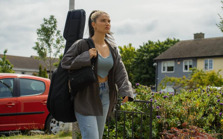 «Флора и сын»: Музыка нас связала