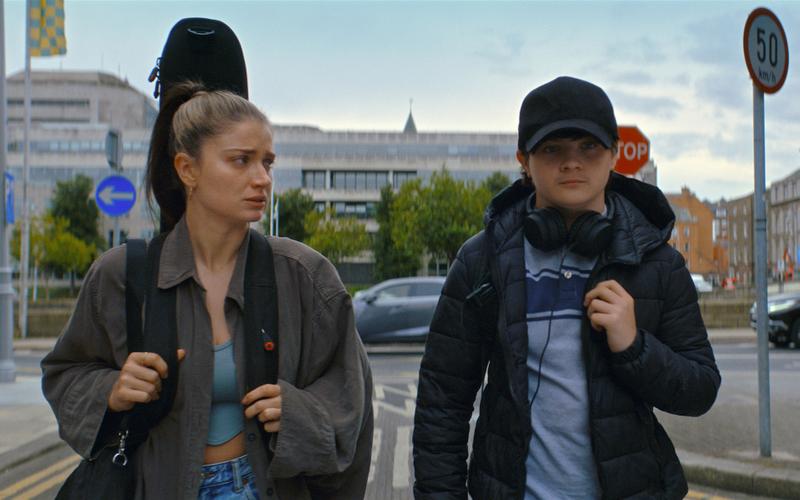 «Флора и сын»: Музыка нас связала