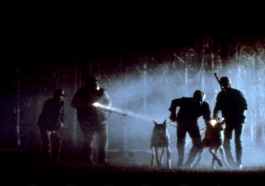 Кадр из фильма «Серебряная пуля»,