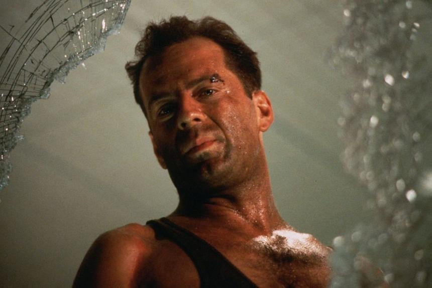 Брюс Уиллис в фильме «Крепкий орешек»