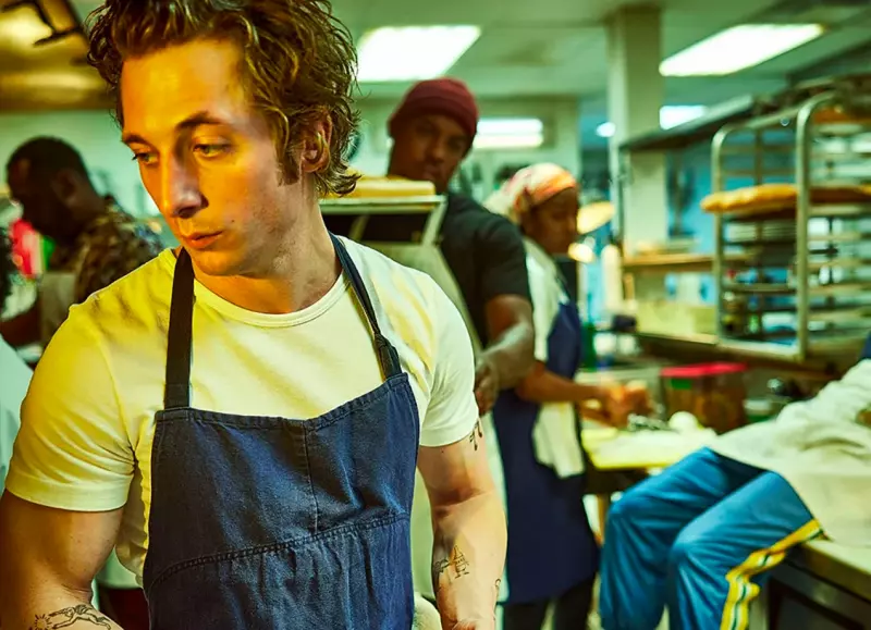 Тизер второго сезона «Медведя»: Возрождение ресторана