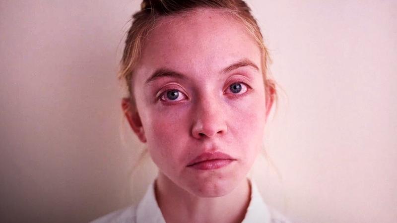 Трейлер фильма «Реалити»: Сидни Суини допрашивают агенты ФБР