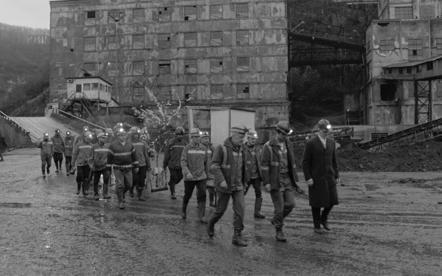 Итоги фестиваля в Карловых Варах: Телефонные мошенники и одинокие иммигранты